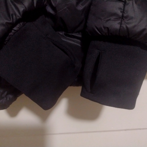 Athleta Black Puffer Jacket Women's Size Small - Picture 12 of 12